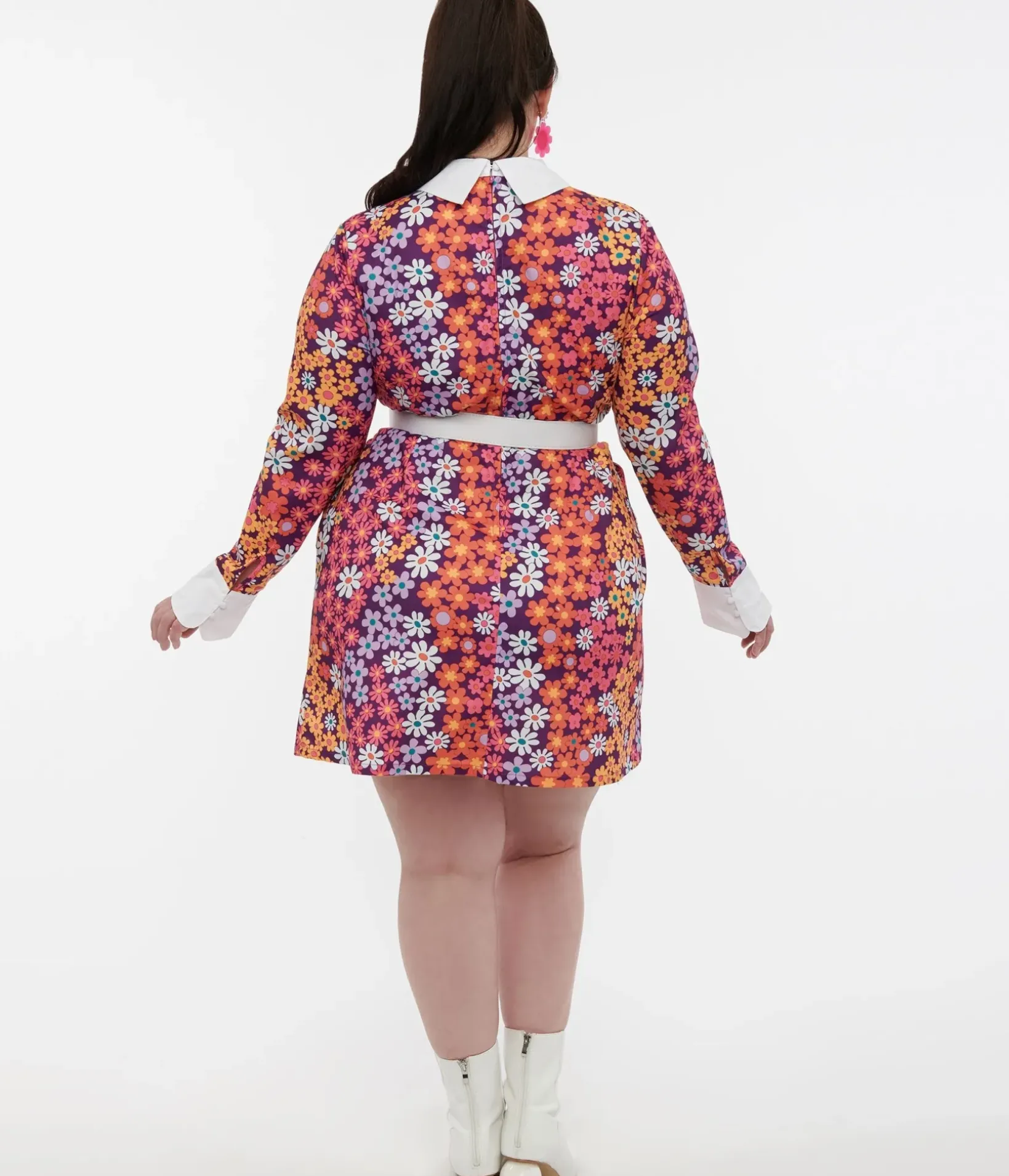 Unique Vintage Fit & Flare|Pocket Dresses>Barbie x Smak Parlour Plus Size 1970s Purple Floral Short N Sweet Flare Dress