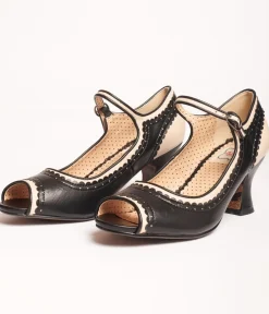 Unique Vintage Heels><noscript><img width=