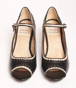 Unique Vintage Heels><noscript><img width=