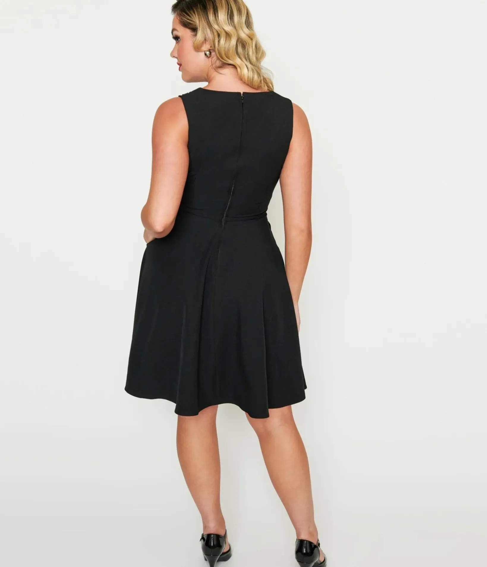 Unique Vintage Fit & Flare|Fit & Flare>Black Bat Collar Flare Dress
