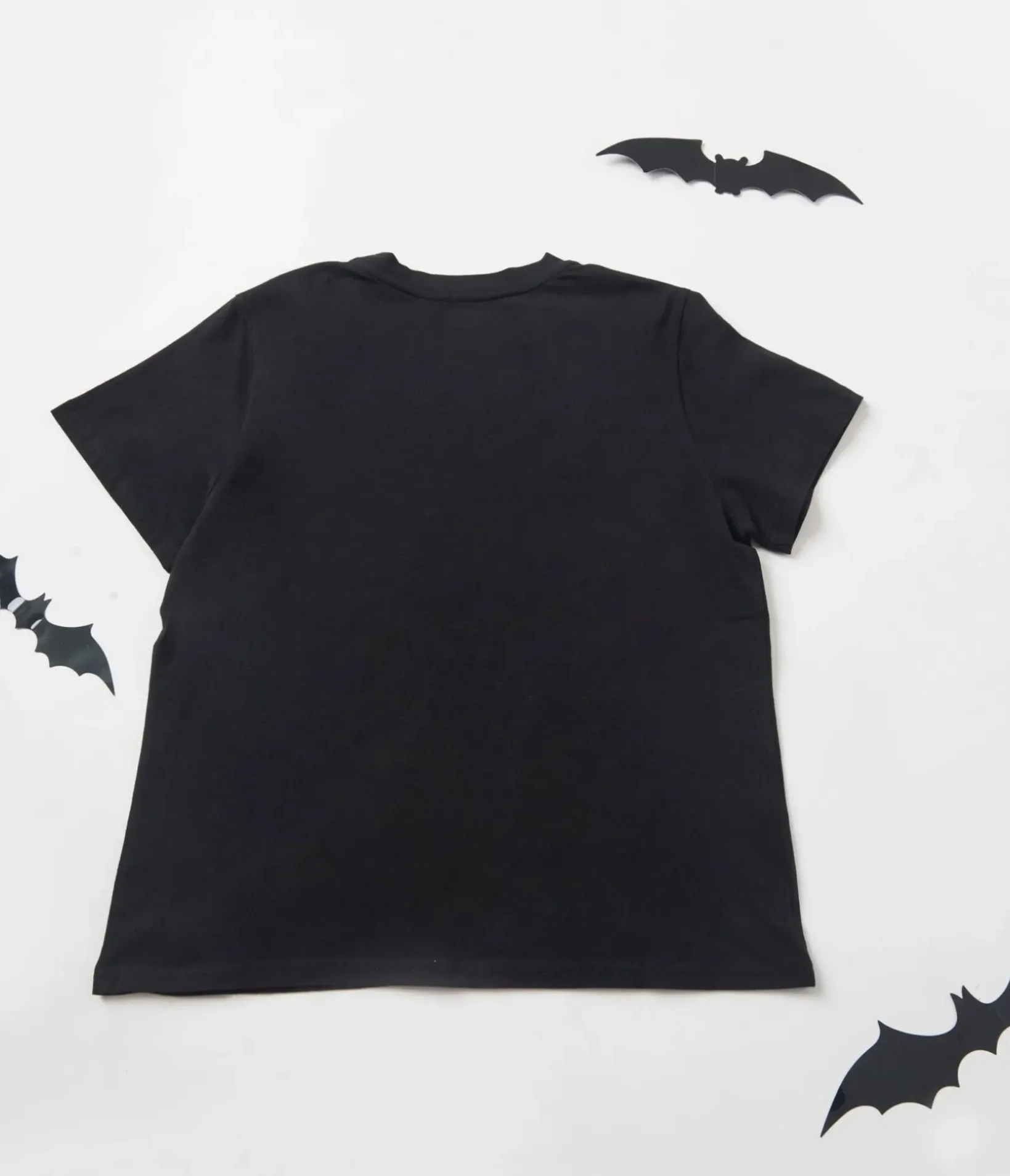 Unique Vintage Graphic Tees|Graphic Tees>Black Ghost Sequin Unisex Tee