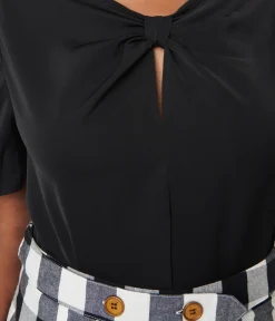 Unique Vintage Blouses><noscript><img width=