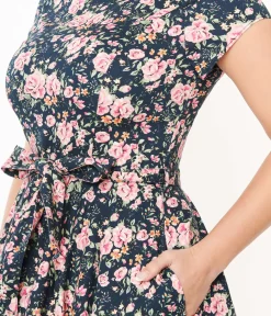 Unique Vintage Swing|Fit & Flare>Black & Pink Floral Cleo Swing Dress