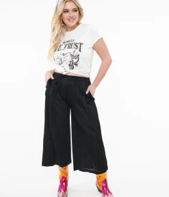 Unique Vintage Pants>Black Pleated Cropped Pants
