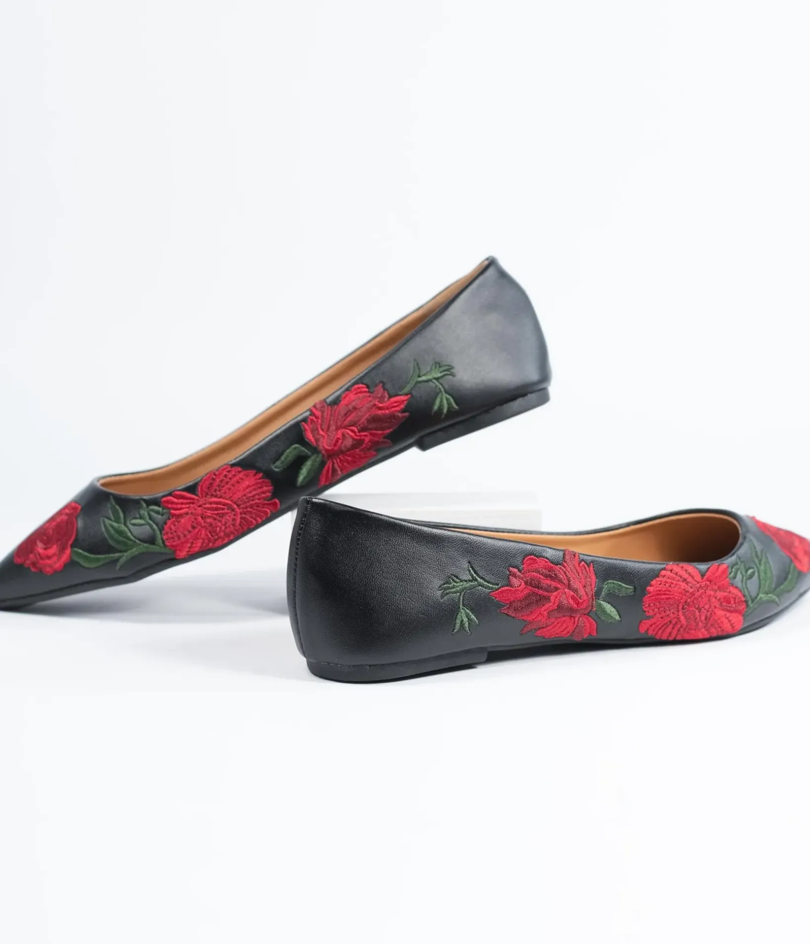 Unique Vintage Flats>Black & Red Embroidered Florals Leatherette Flats
