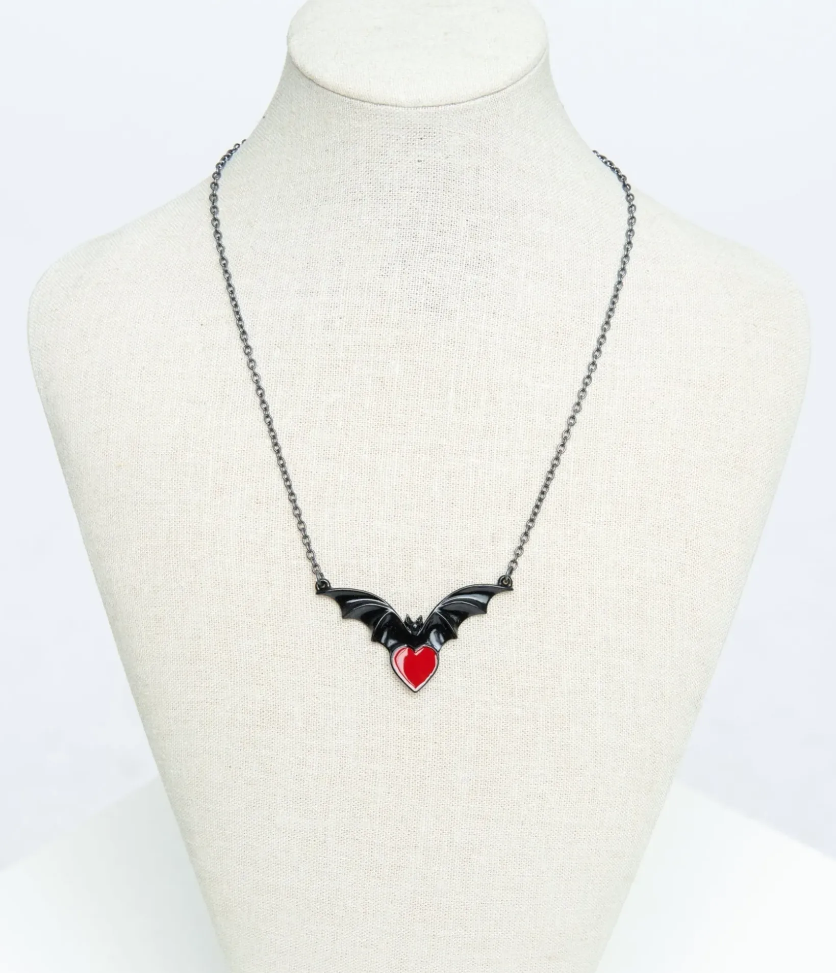 Unique Vintage All Things Red|Necklaces>Black & Red Sombre Desir Necklace