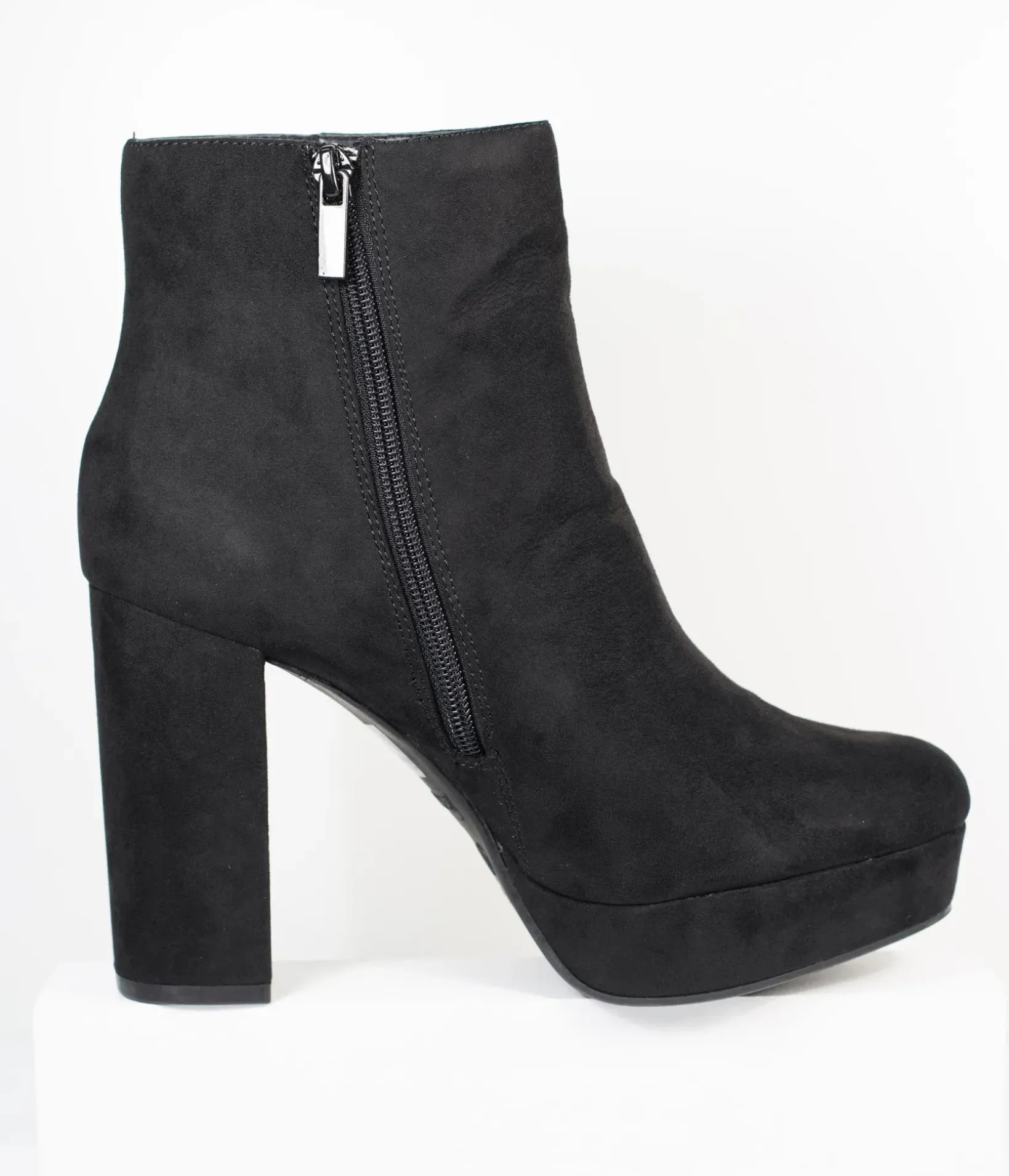 Unique Vintage Boots|Heels>Black Suede Platform Heel Booties
