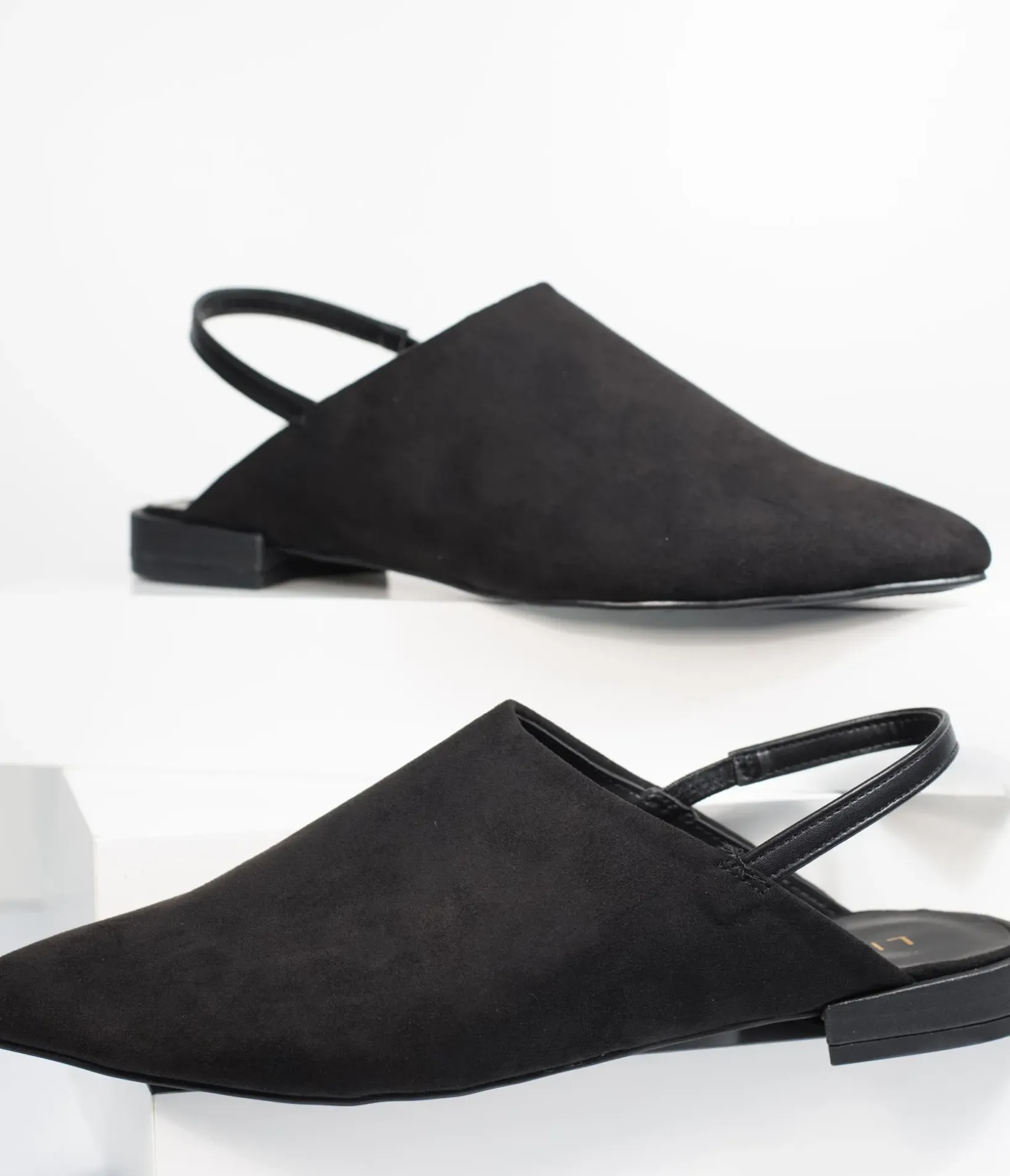 Unique Vintage Flats>Black Suede Pointed Toe Slingback Flats
