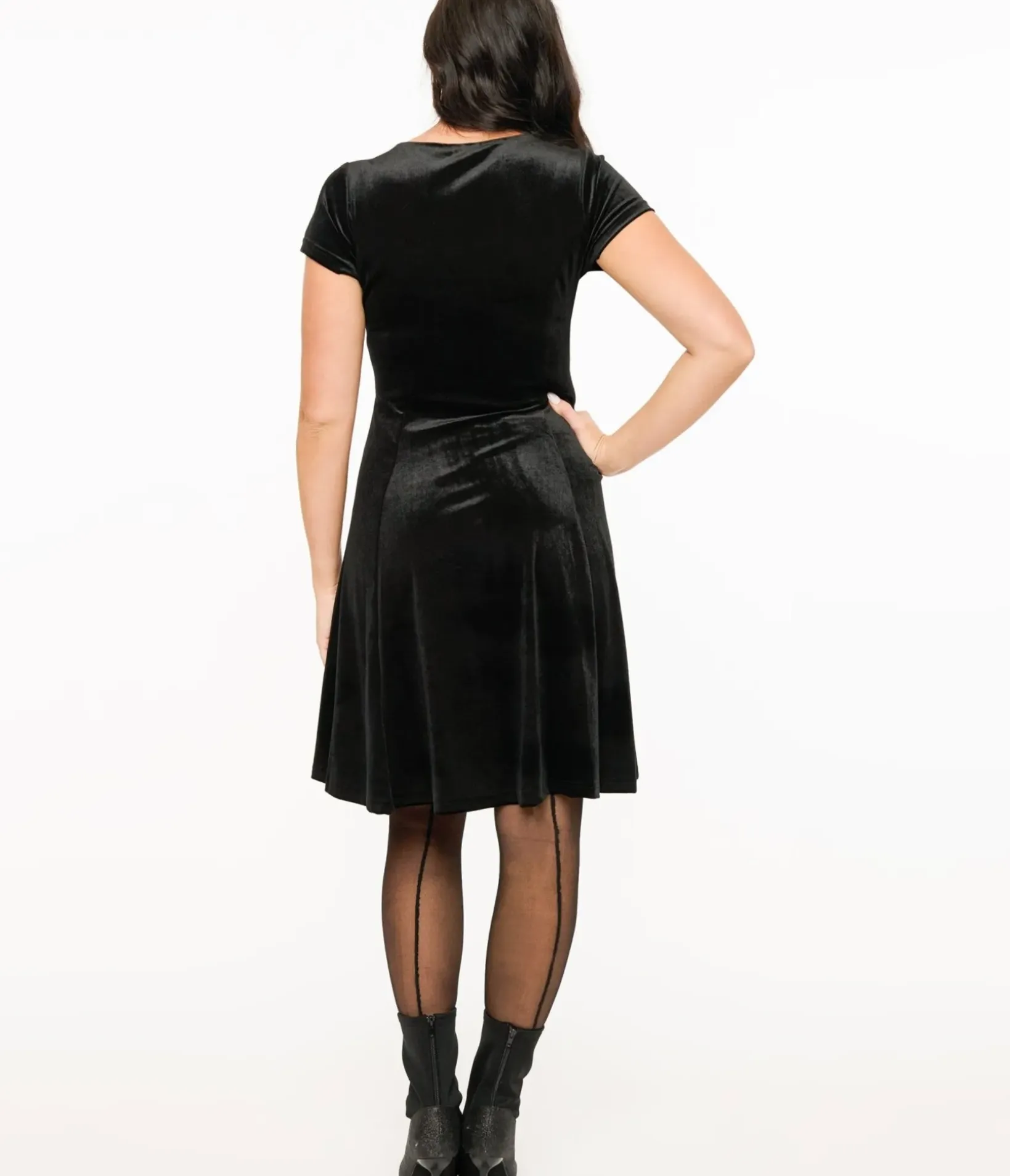 Unique Vintage Everyday Dresses|All Things Black>Black Velvet Mini Dress