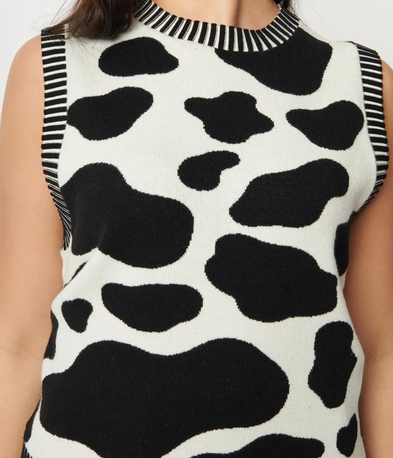 Unique Vintage All Things Black>Black & White Cow Print Sweater Vest