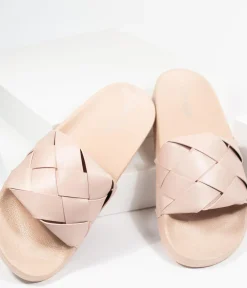 Unique Vintage Flats|Sandals><noscript><img width=