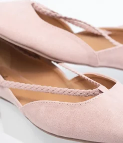 Unique Vintage Flats|All Things Pink><noscript><img width=
