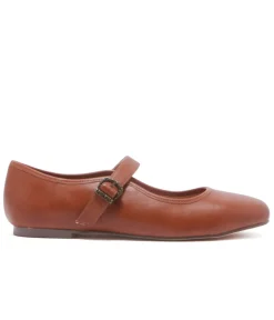Unique Vintage Flats><noscript><img width=