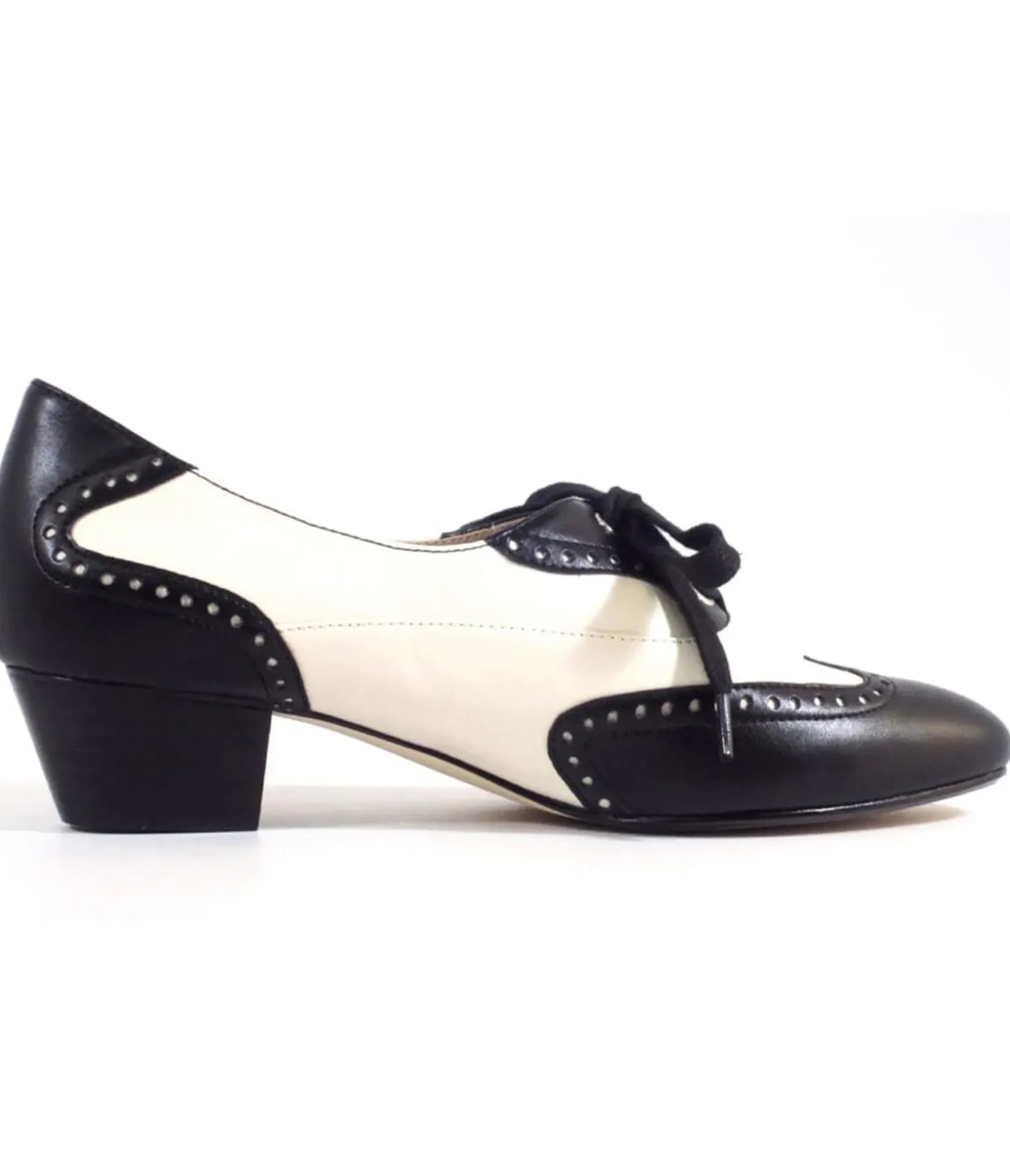 Unique Vintage Heels>Chelsea Crew 1950's Black & Bone Demi Oxford Saddle Shoes