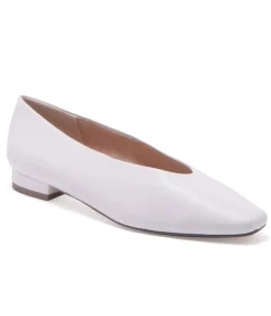 Unique Vintage Special Occasion|Flats>Chelsea Crew White Leather Slick Flats