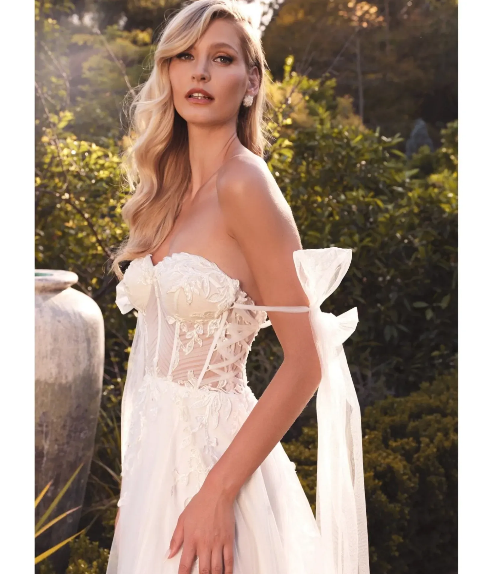 Unique Vintage Special Occasion|Prom Dresses>Cinderella Divine White Lace Bodice A-Line Ethereal Wedding Gown