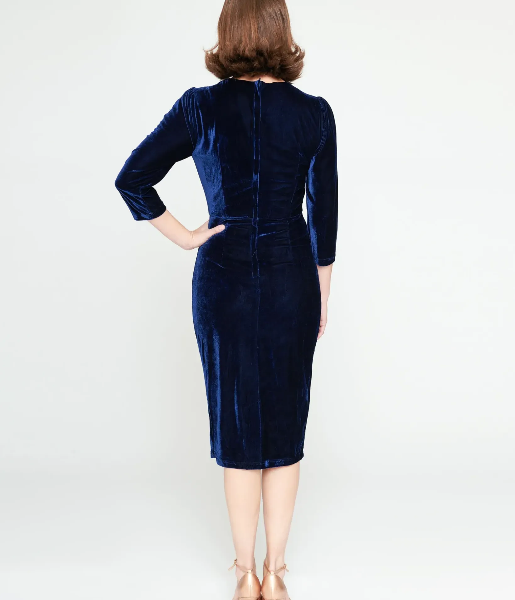 Unique Vintage Pencil|Everyday Dresses>Collectif Blue Velvet Ancilla Pencil Dress