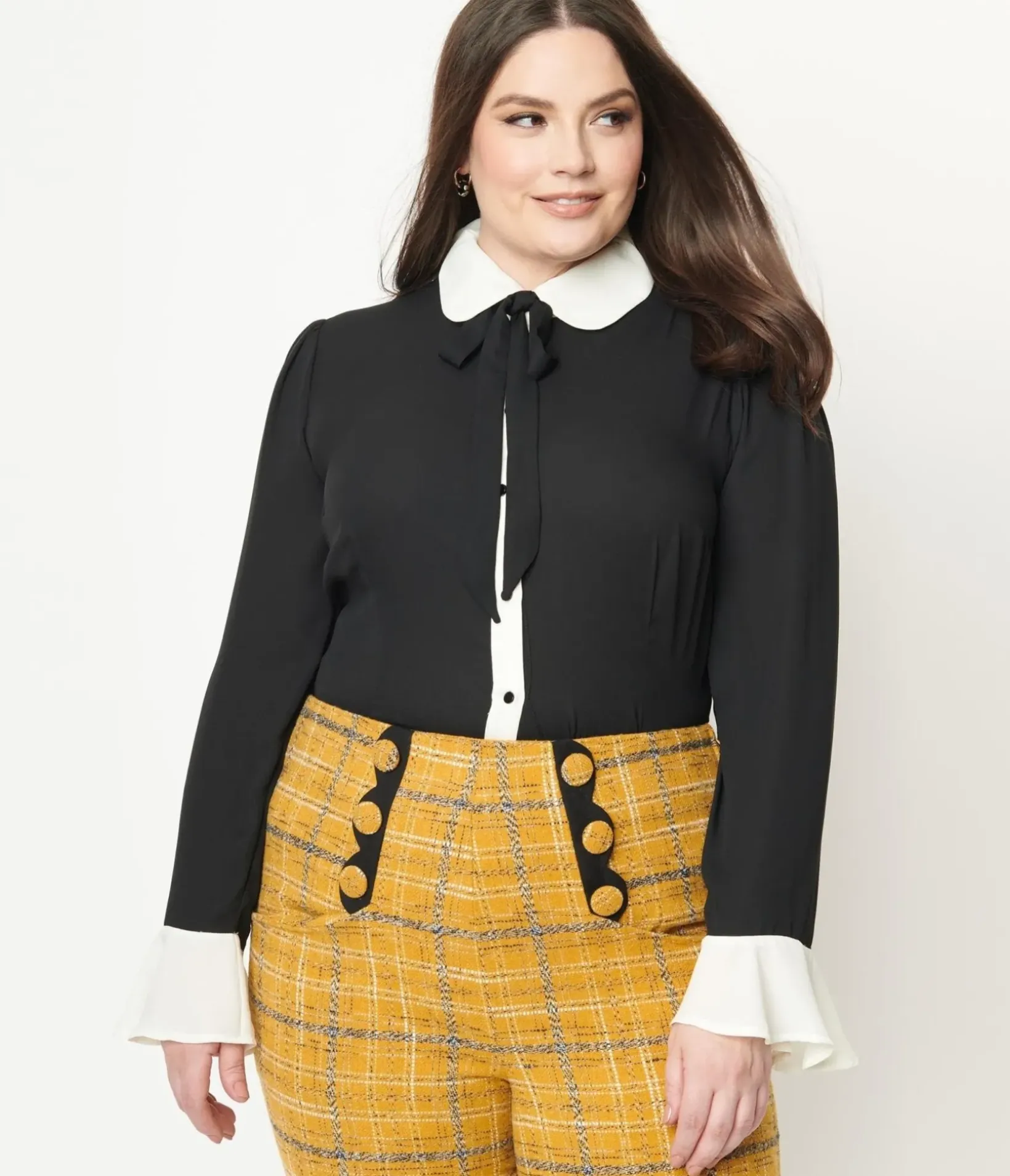 Unique Vintage All Things Black|Halloween>Collectif Plus Size Black & White Collar Prudence Blouse