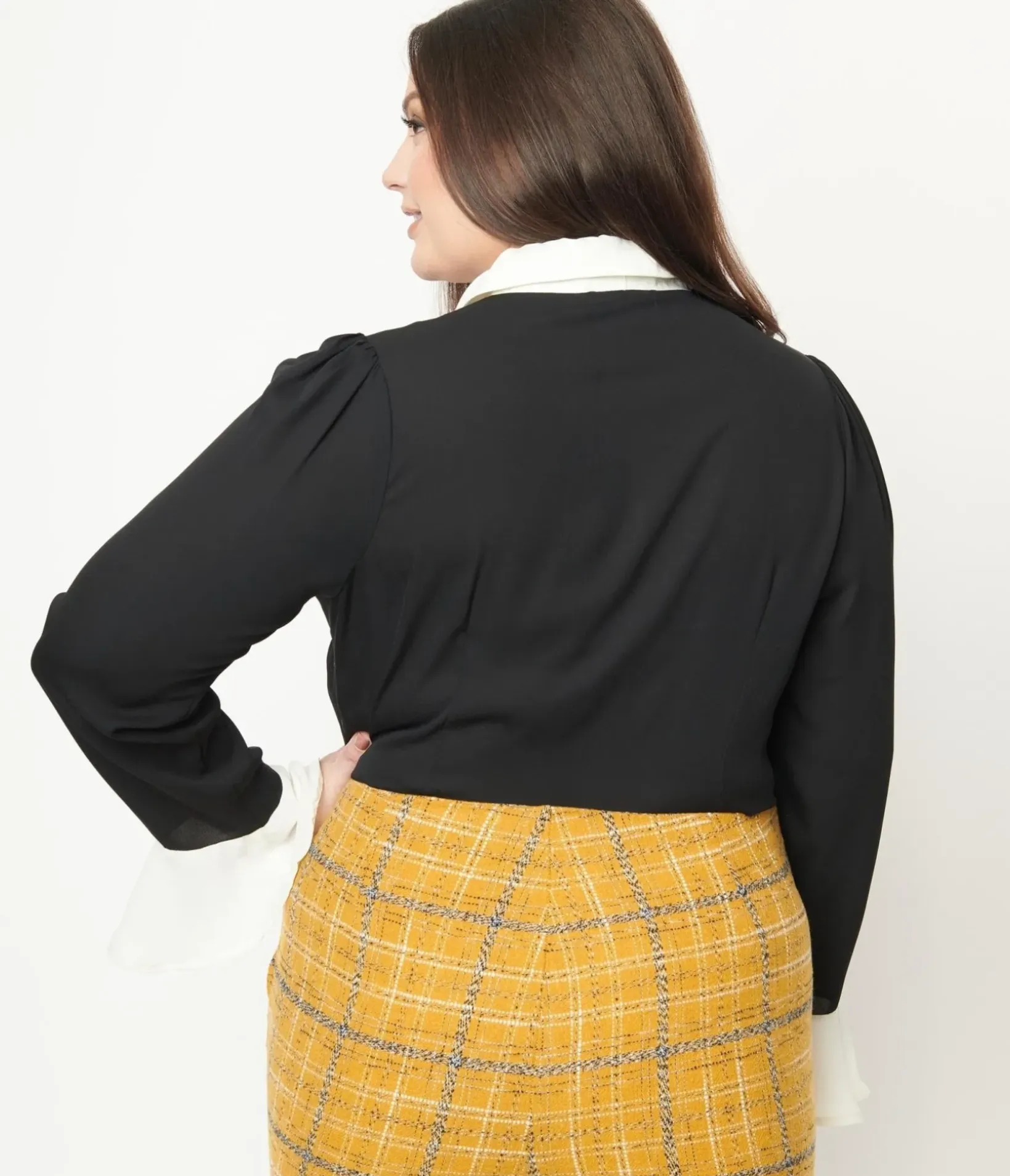 Unique Vintage All Things Black|Halloween>Collectif Plus Size Black & White Collar Prudence Blouse