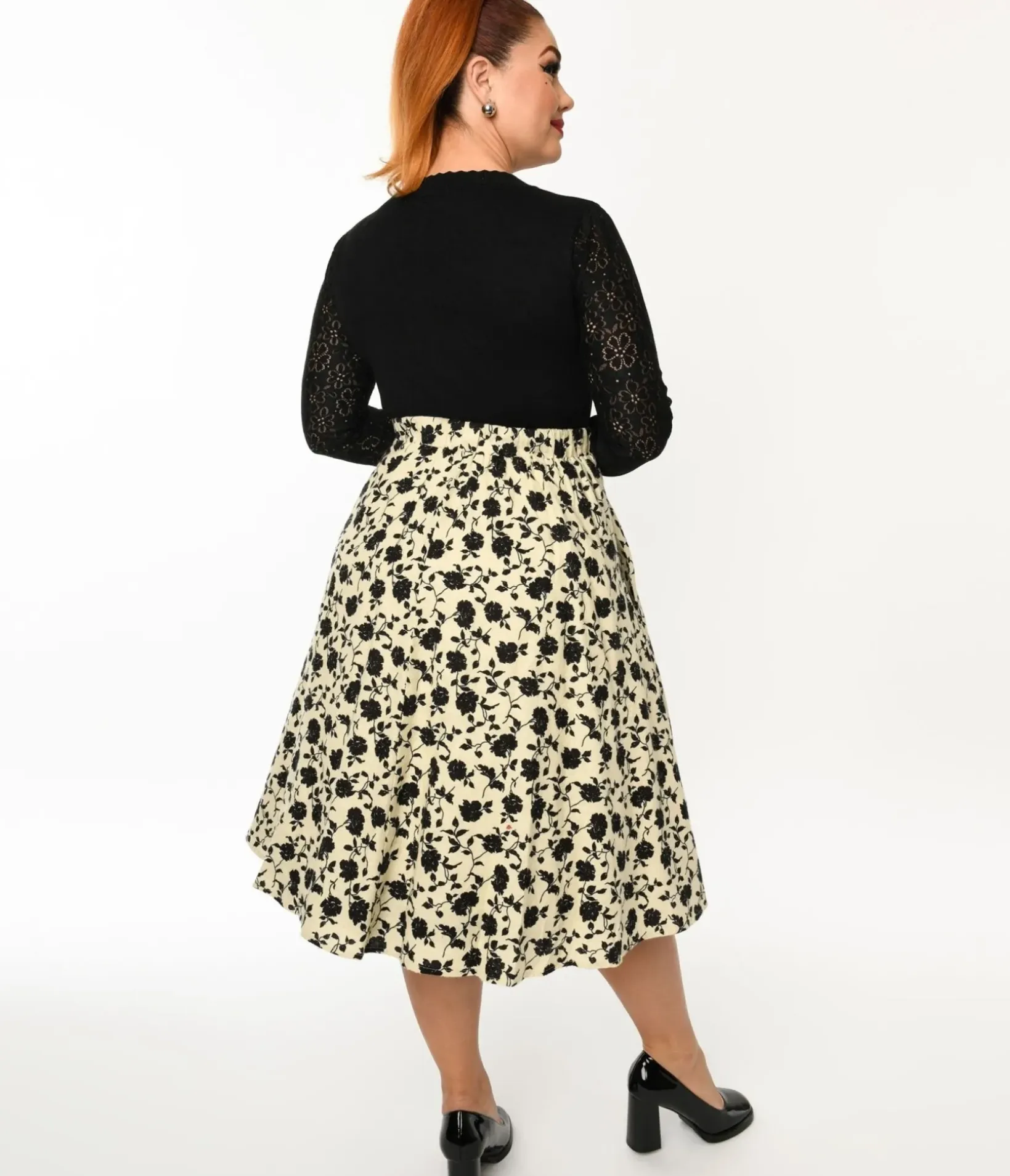 Unique Vintage Skirts>Cream & Black Floral Swing Skirt