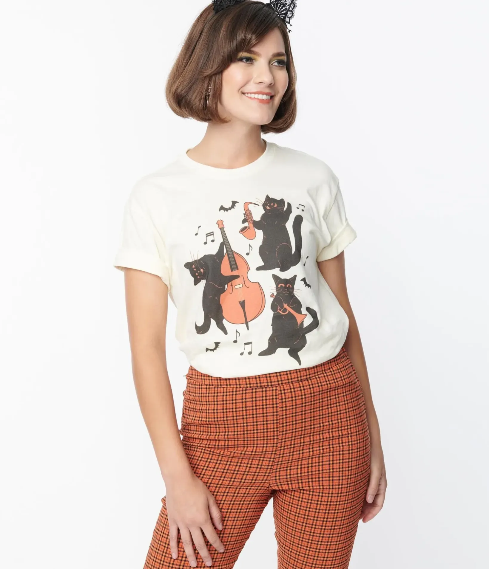 Unique Vintage Graphic Tees>Cream Jazz Cats Unisex Graphic Tee
