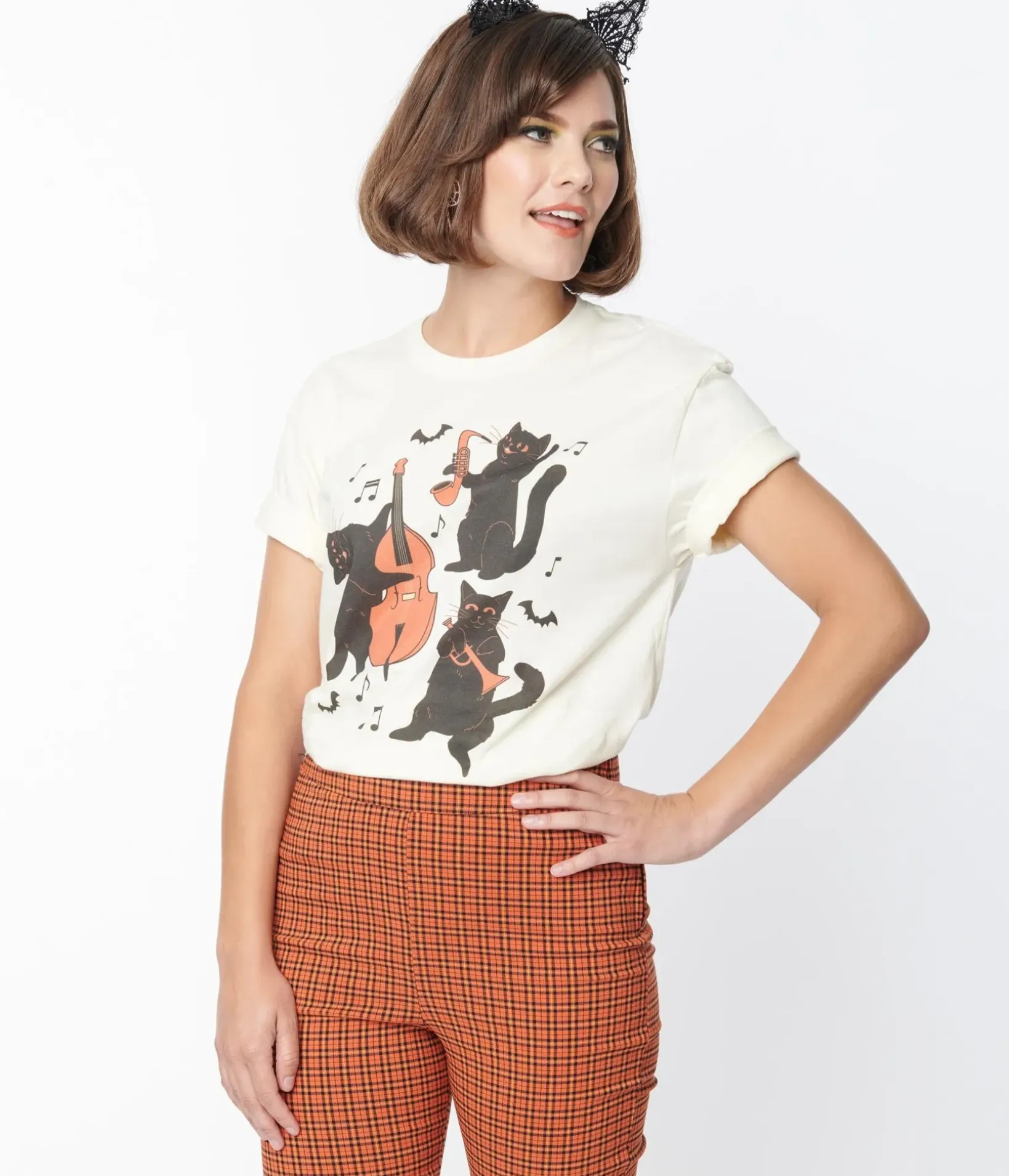 Unique Vintage Graphic Tees>Cream Jazz Cats Unisex Graphic Tee