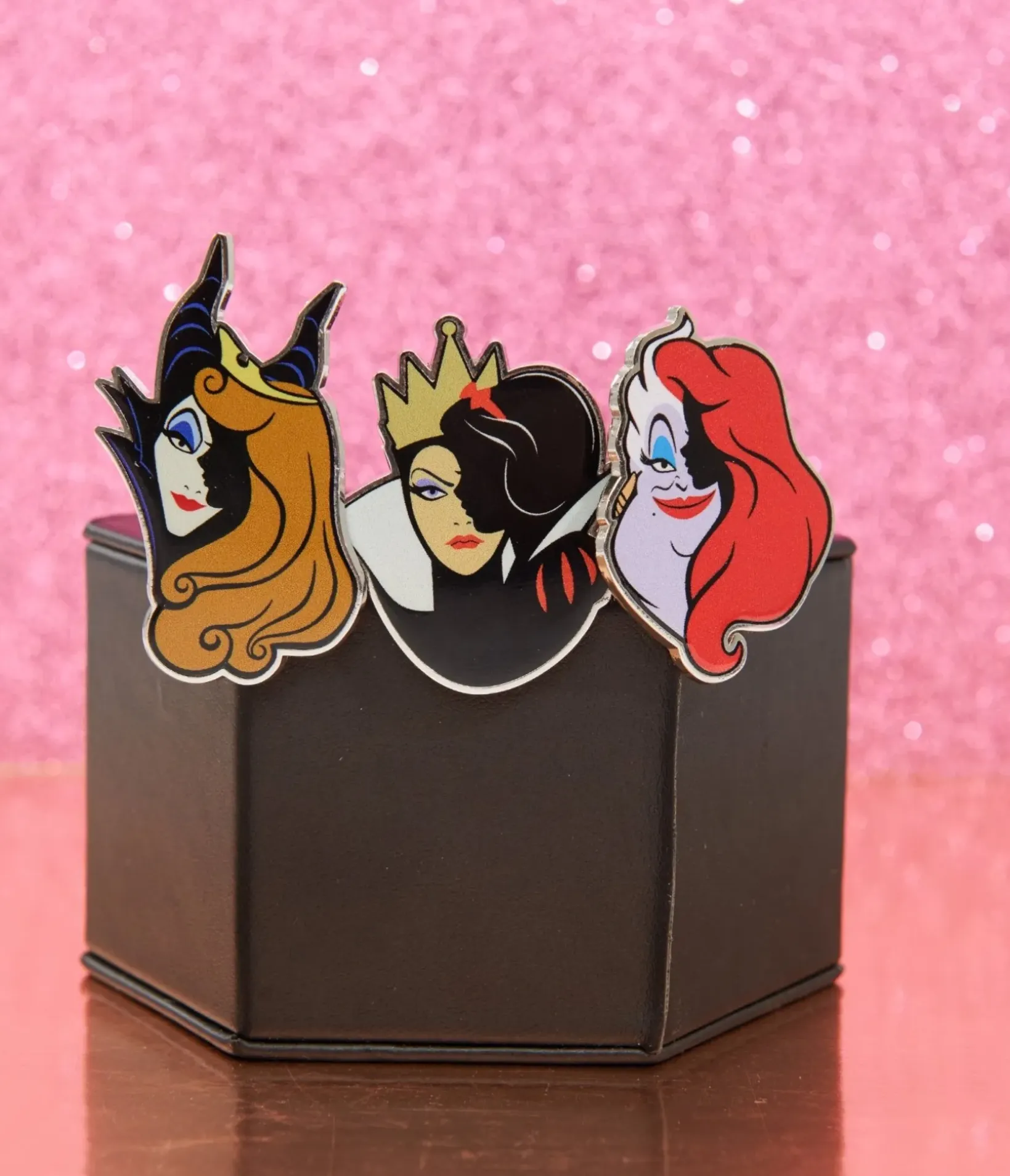 Unique Vintage All Things Black|Disney Bounding>Disney Princess collection by Princess & Villain Pin Set