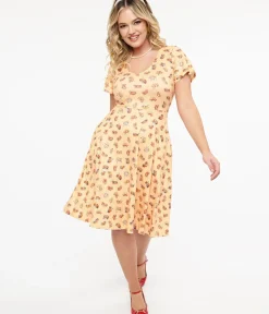 Unique Vintage Fit & Flare|Pocket Dresses>Dolly & Dotty 1950s Orange Apple Pie Print Fit & Flare Dress
