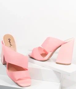 Unique Vintage Heels|Sandals>Frosted Pink Vinyl Peep Toe Mule Heels