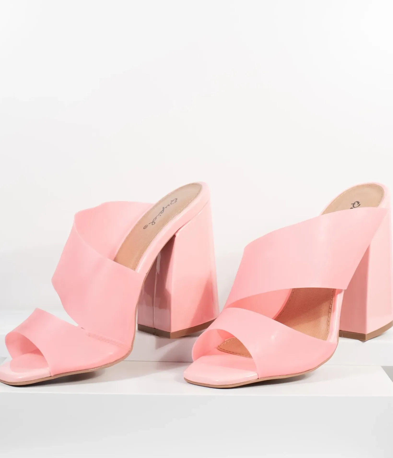 Unique Vintage Heels|Sandals>Frosted Pink Vinyl Peep Toe Mule Heels