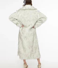 Unique Vintage Coats & Jackets>Grey Long Faux Fur Coat