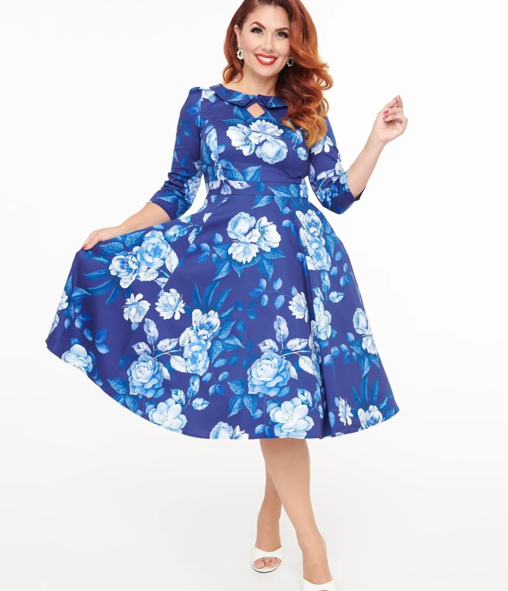 Unique Vintage Swing|Pocket Dresses>Hearts & Roses Blue & White Floral Dafney Swing Dress