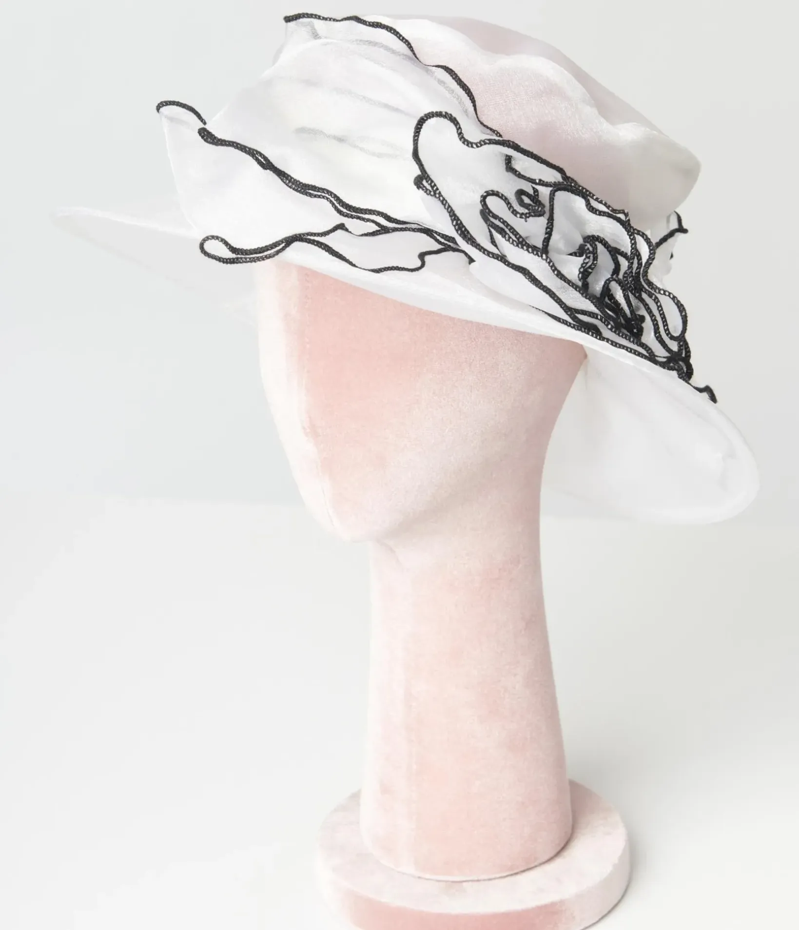 Unique Vintage Special Occasion|Wedding Accessories>Ivory & Black Floral Hat