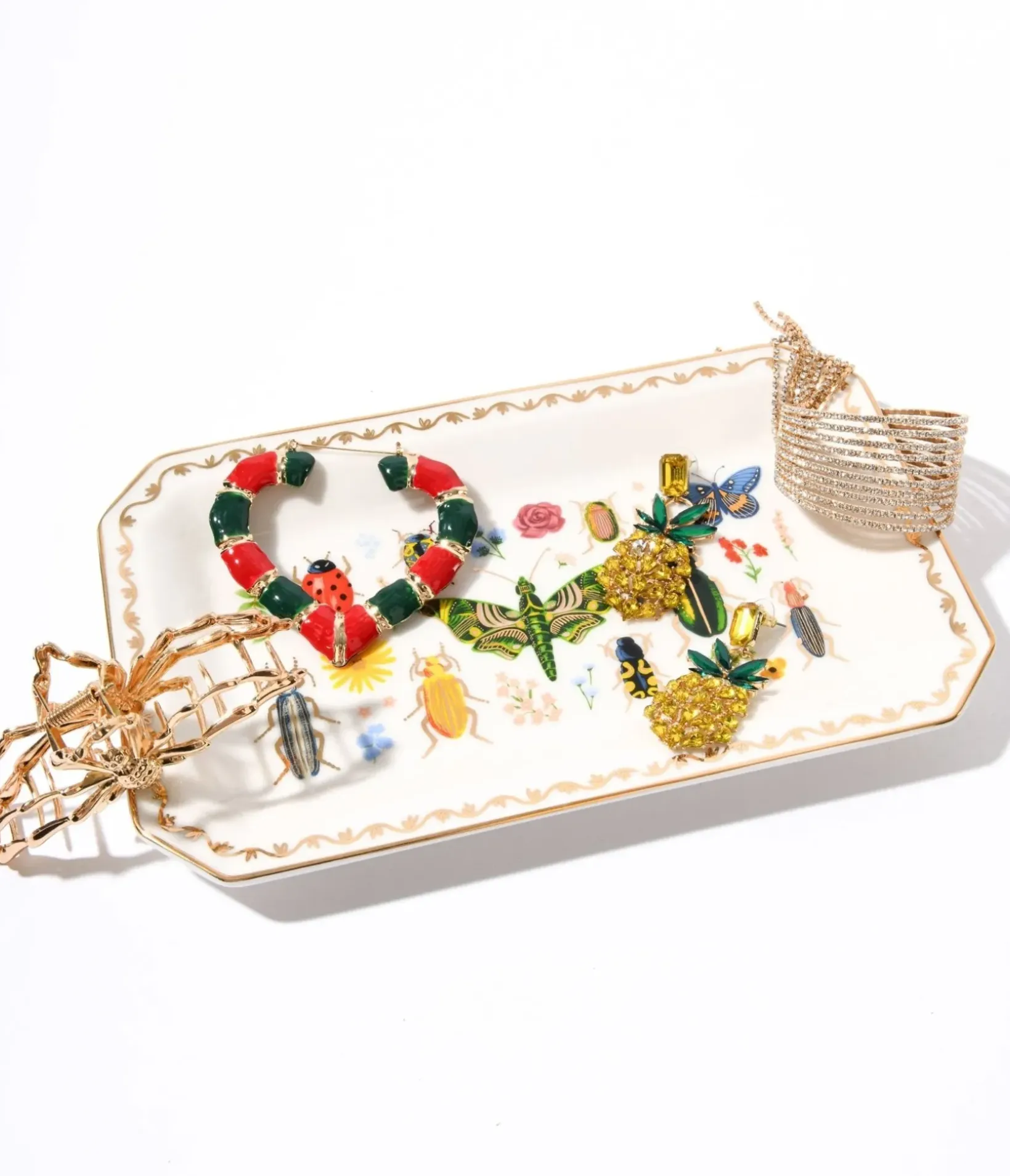 Unique Vintage Gifts For The Home>Ivory & Gold Garden Porcelain Catchall Tray