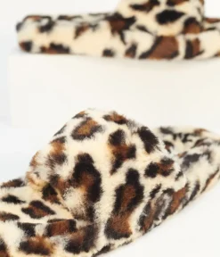 Unique Vintage Slippers><noscript><img width=