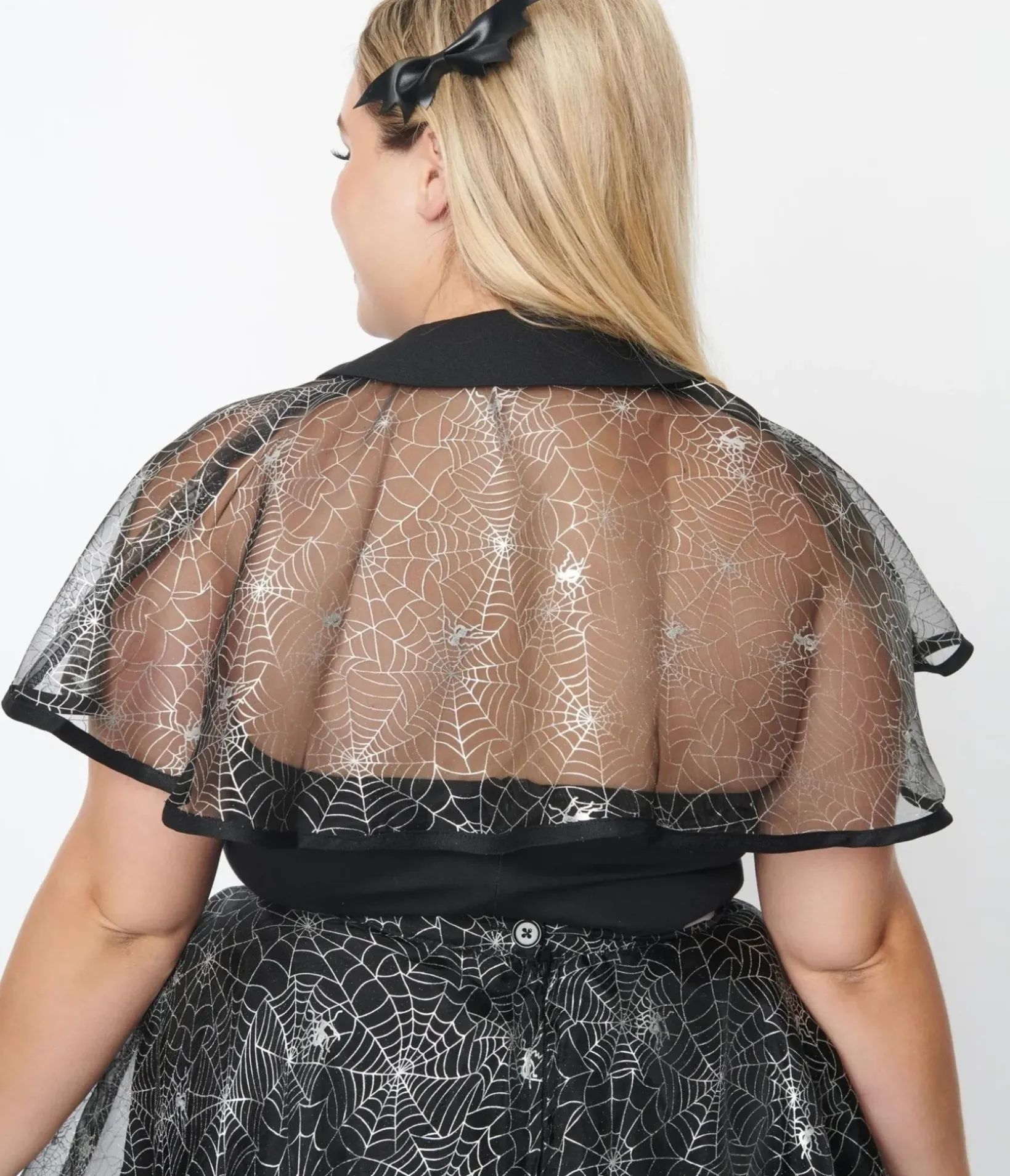 Unique Vintage Halloween>Magnolia Place Plus Size Black Spiderweb Capelet