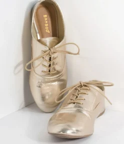 Unique Vintage Flats><noscript><img width=