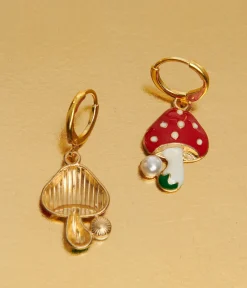 Unique Vintage Earrings>Miracle Eye 1960s Mini Mushroom Gold Hoop Earrings