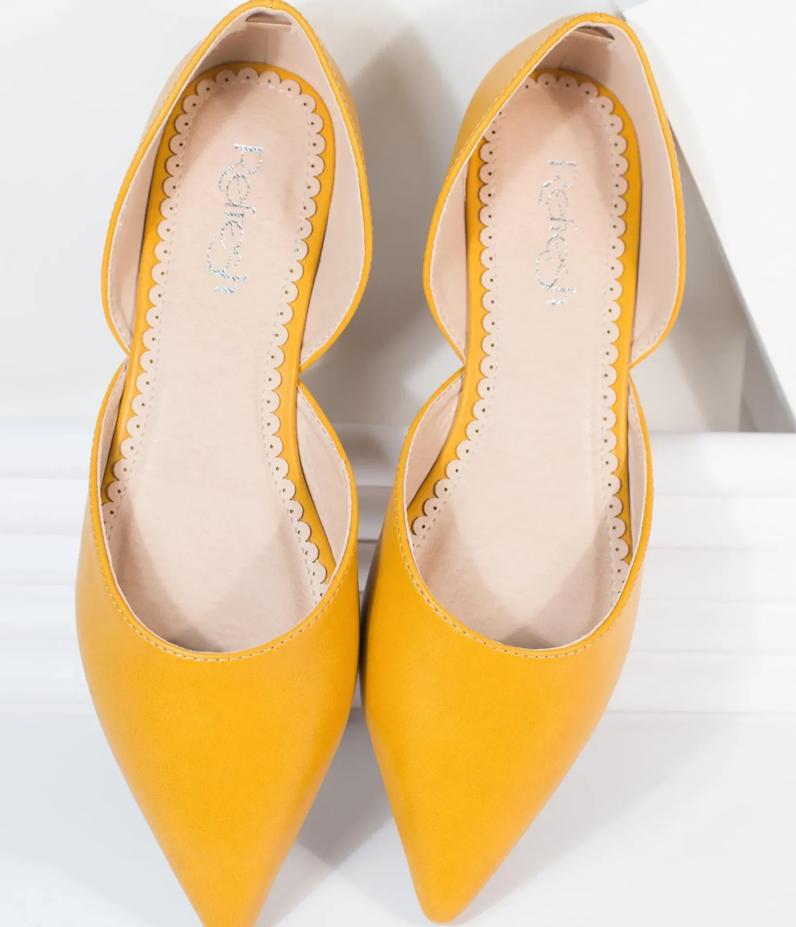 Unique Vintage Flats>Mustard Leatherette Pointed Toe Flats