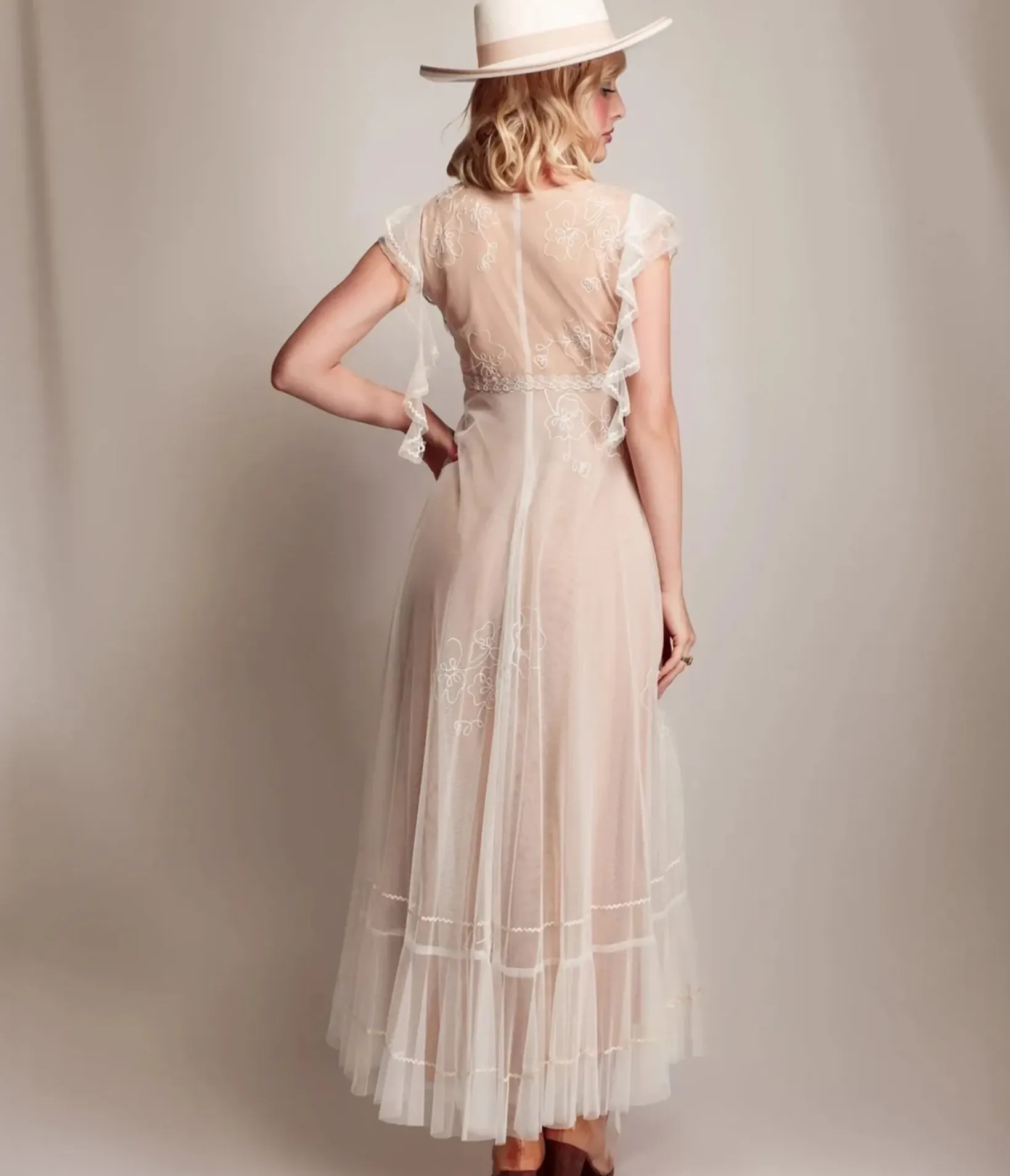 Unique Vintage Special Occasion|Prom Dresses>Nataya Ivory & Gold Desert Breeze Savannah Dress