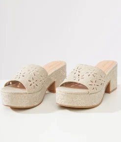 Unique Vintage Sandals|Honeymoon Outfits><noscript><img width=