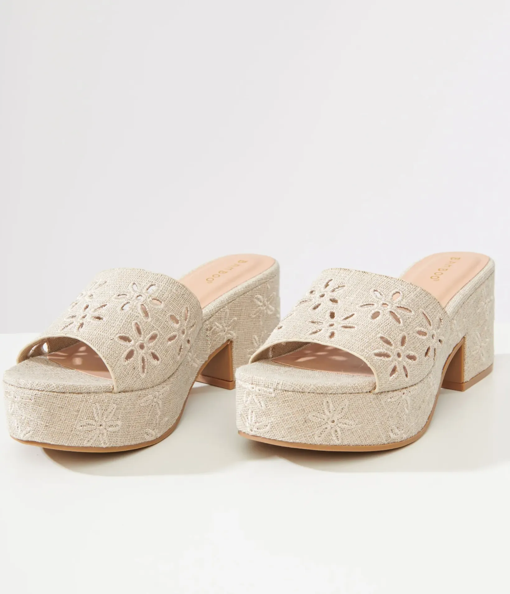 Unique Vintage Sandals|Honeymoon Outfits>Nude Flower Platform Sandals