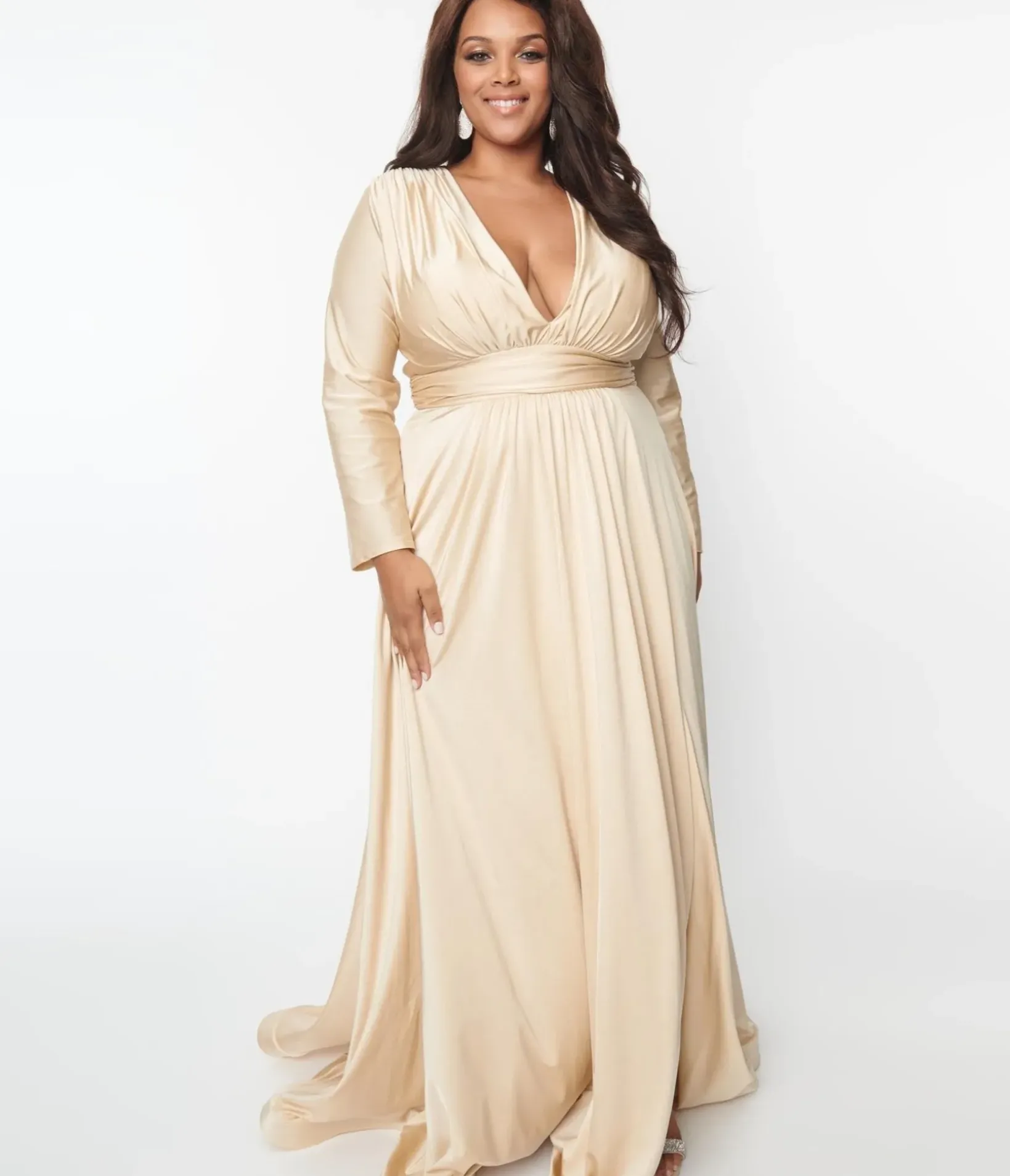 Unique Vintage Special Occasion|Prom Dresses>Plus Size Champagne Long Sleeve Sophisticated Goddess Gown