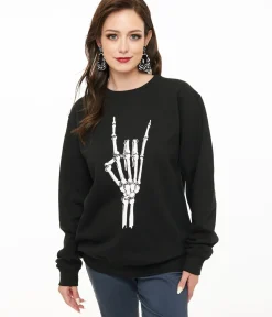 Unique Vintage All Things Black><noscript><img width=