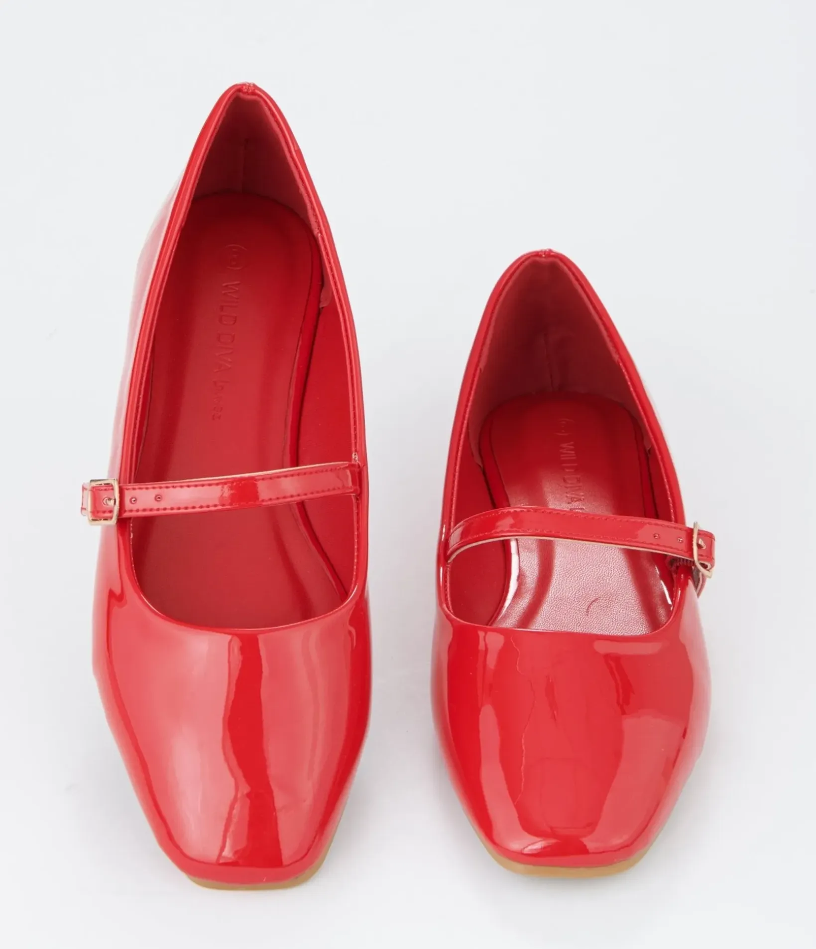 Unique Vintage Disney Bounding|Flats>Red Patent Leatherette Mary Jane Flats