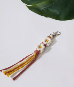 Unique Vintage Work Wear|All Things Red>Red & Yellow Daisy Keychain