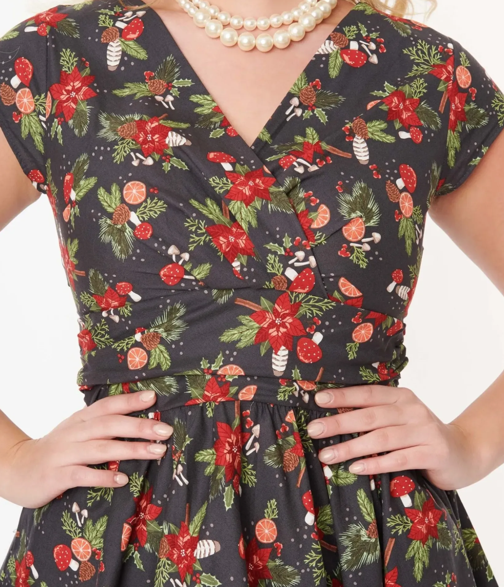 Unique Vintage Swing|Pocket Dresses>Retrolicious Brown & Holiday Florals Greta Swing Dress