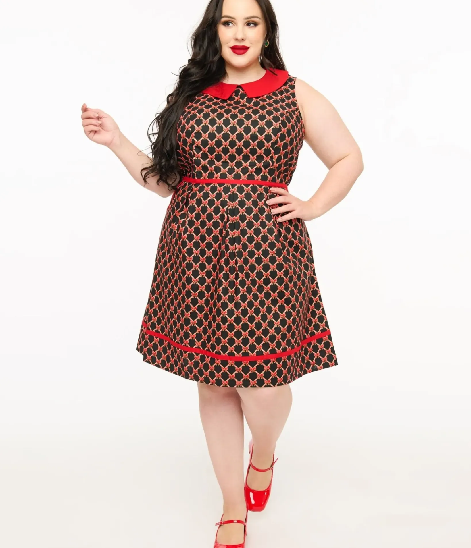 Unique Vintage Fit & Flare|Pocket Dresses>Retrolicious Plus Size 1950s Black & Red Bow Cotton Fit & Flare Dress