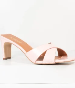 Unique Vintage Heels|Sandals><noscript><img width=