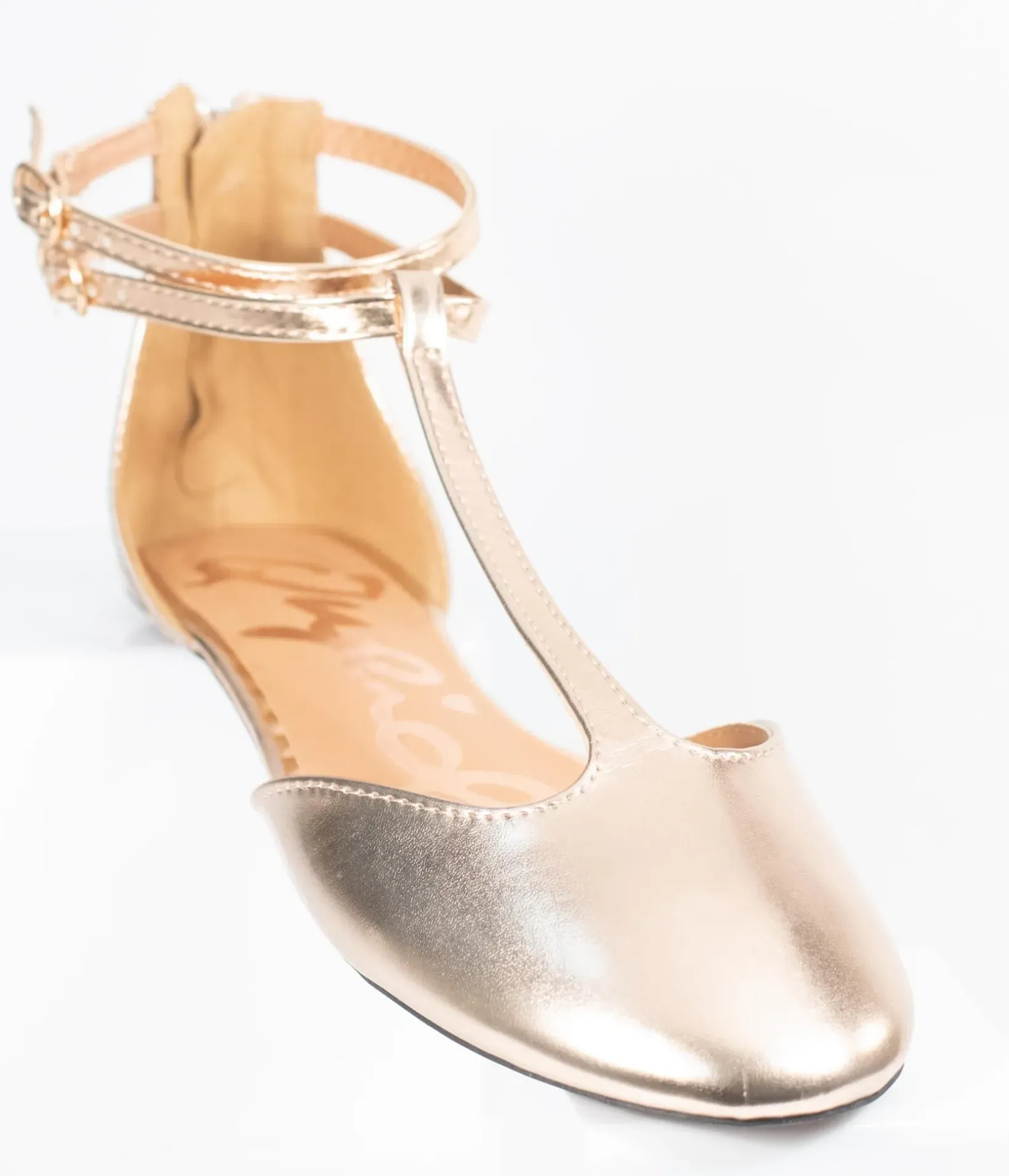 Unique Vintage Flats|Sandals>Rose Gold Patent Leatherette Bee T-Strap Flats